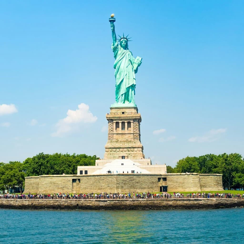 Statue of Liberty & Ellis Island: Entry + Ferry + Optional Tour
