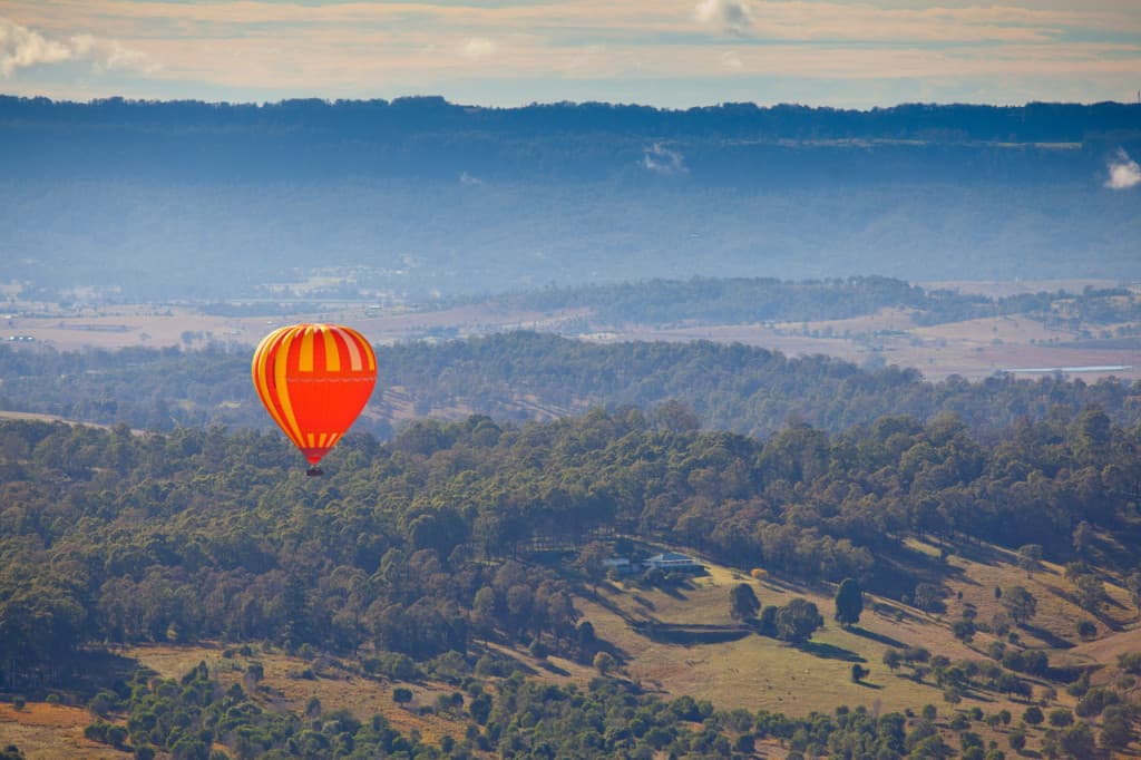 Sunrise Hot Air Balloon Flight over Brisbane with Vineyard Breakfast (Sunrise Hot Air Balloon Flight + Vineyard Breakfast + FREE Digital Photos)
