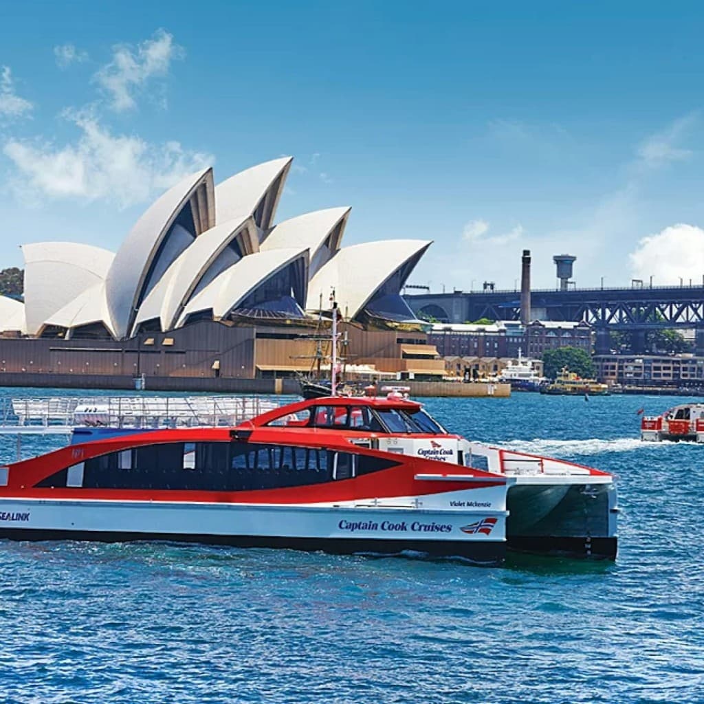 Sydney Harbour: 1 or 2-Day Hop-on Hop-off Ferry Pass