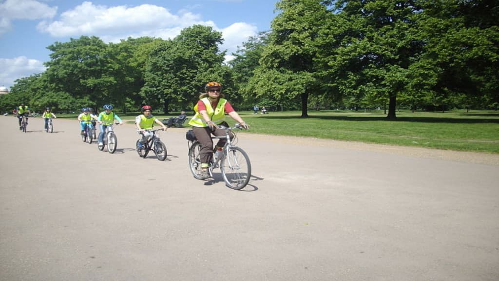 Sydney Harbour Cycling Tour (Sydney Harbour Cycling Tour (Winter Season))