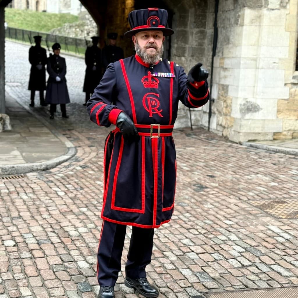 Tower of London: Early Access + Opening Ceremony + Boat Ride + Westminster Tour