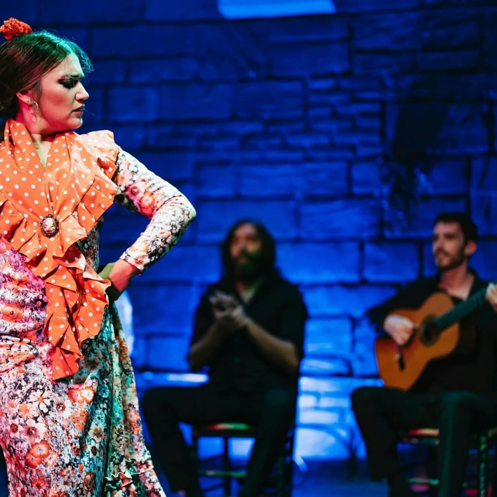 Triana Seville: Baraka Flamenco Show + Drink
