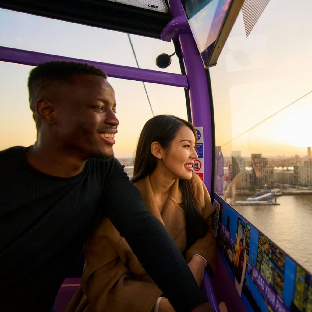 Uber Boat by Thames Clippers: Roundtrip Ticket & IFS Cable Car