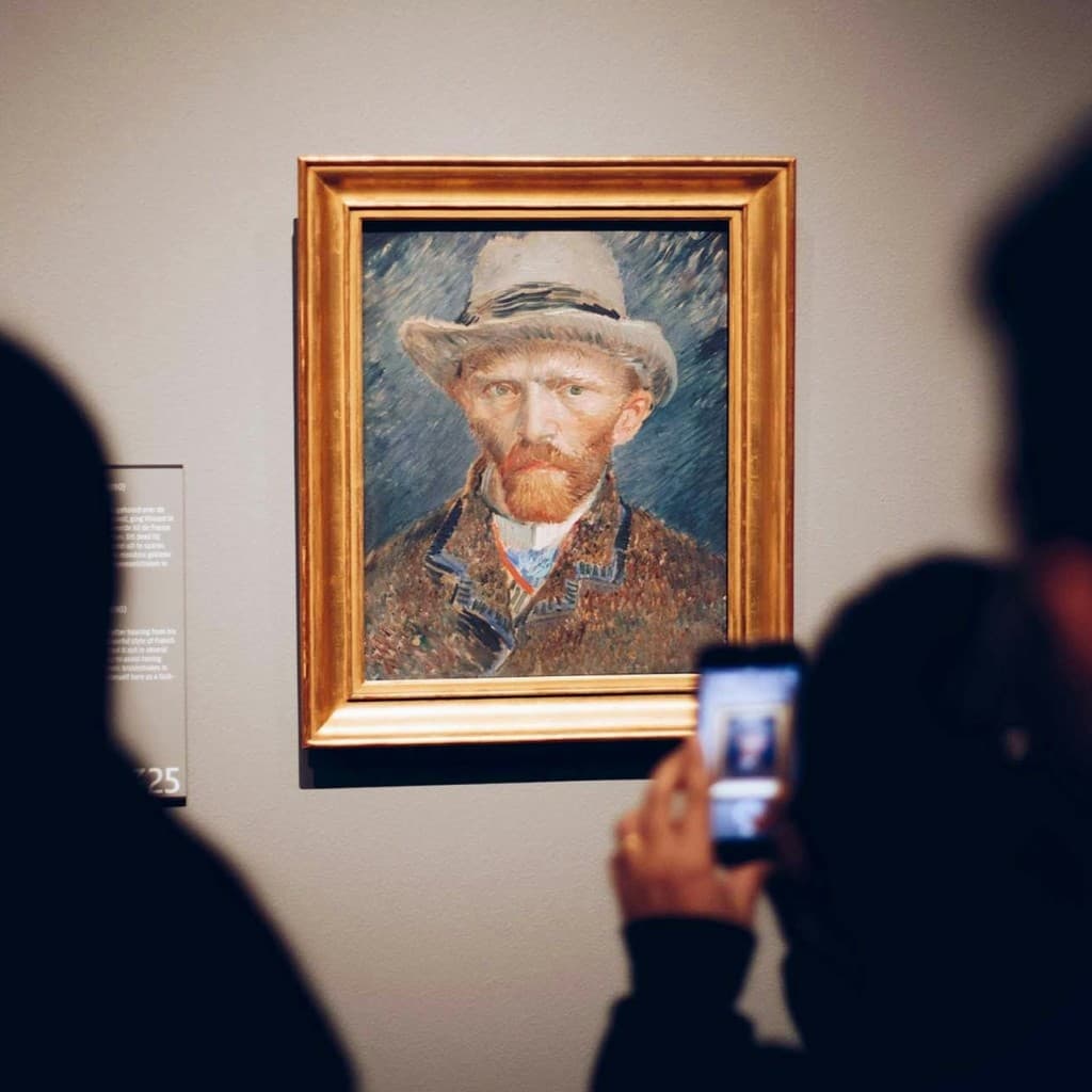 Van Gogh Museum: Small Group Guided Tour