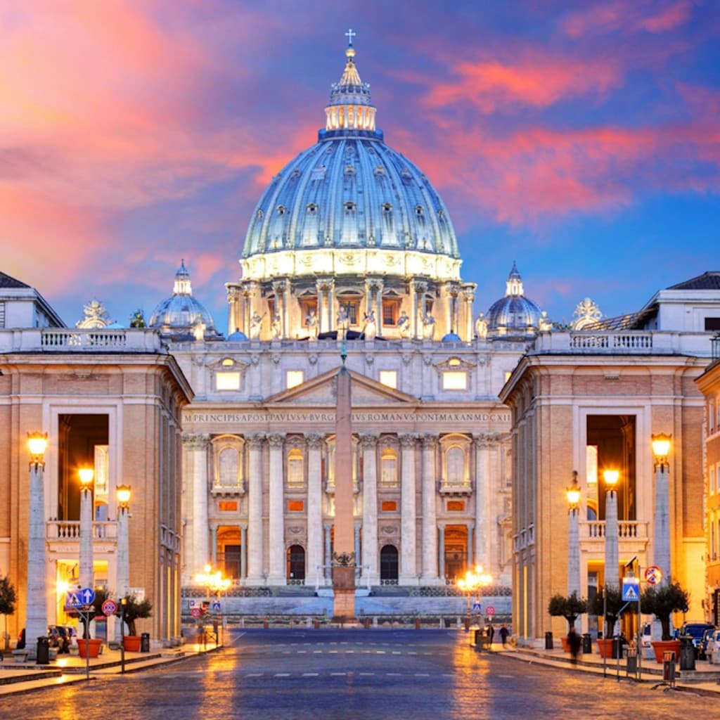 Vatican, Colosseum, Roman Forum & St. Peter's Basilica: Entry + Public Transport