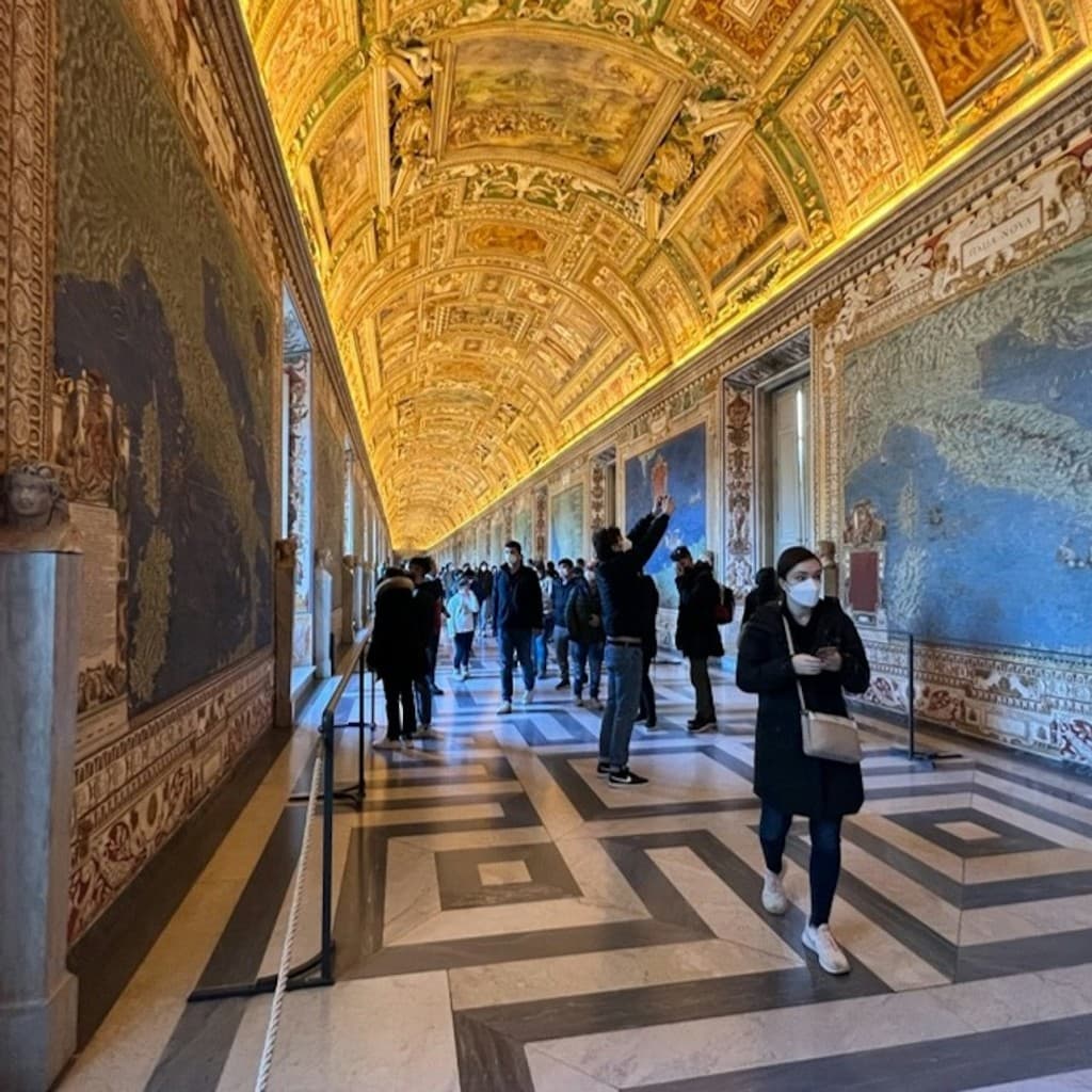 Vatican Museums & Sistine Chapel: Fast Track Ticket