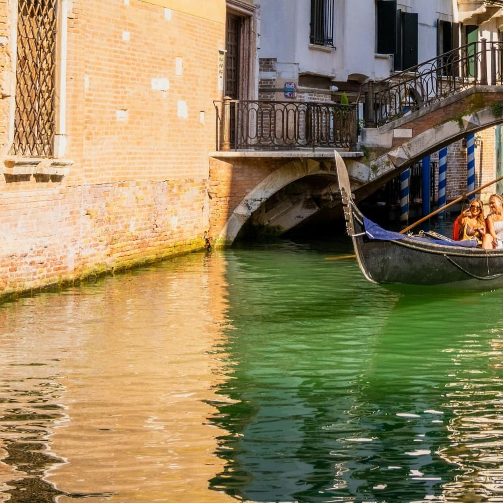 Venice: Shared Gondola Ride On Grand Canal