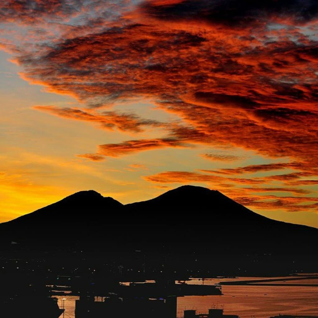 Vesuvius: Entry Ticket + Roundtrip from Pompei