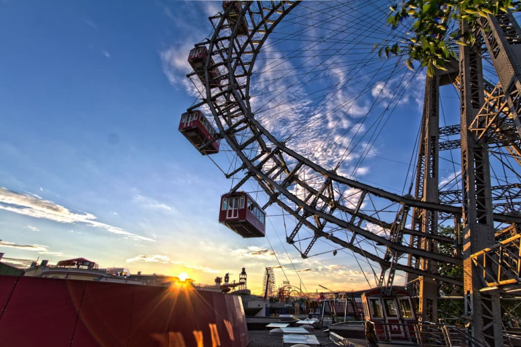 Vienna's Giant Ferris Wheel (Vienna's Giant Ferris Wheel - Skip-the-Line Admission)