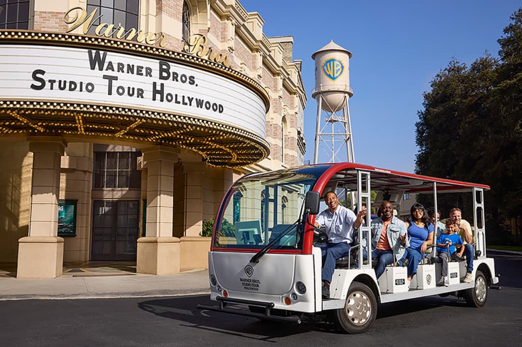 Warner Bros. Studio Tour Hollywood: Guided Tour (Hollywood Studio Tour (Spanish))